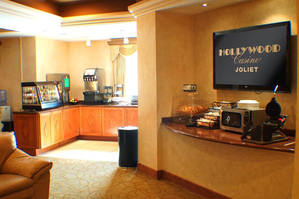 Hollywood Casino Joliet Hotel Exterior foto